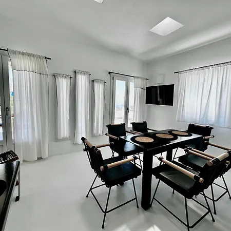Blue Rock Villa *
