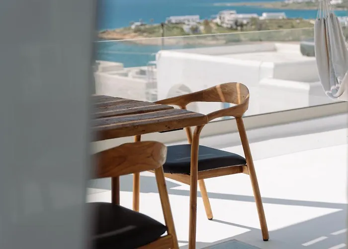 Blue Rock * Πίσω Λιβάδι