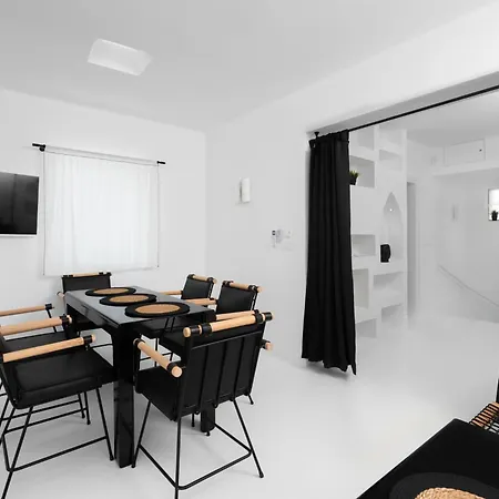 Blue Rock * Piso Livadi