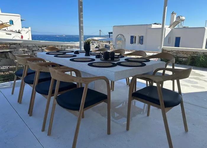 Blue Rock Vila Piso Livadi