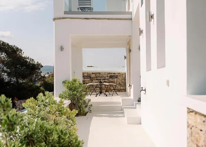 Blue Rock * Piso Livadi