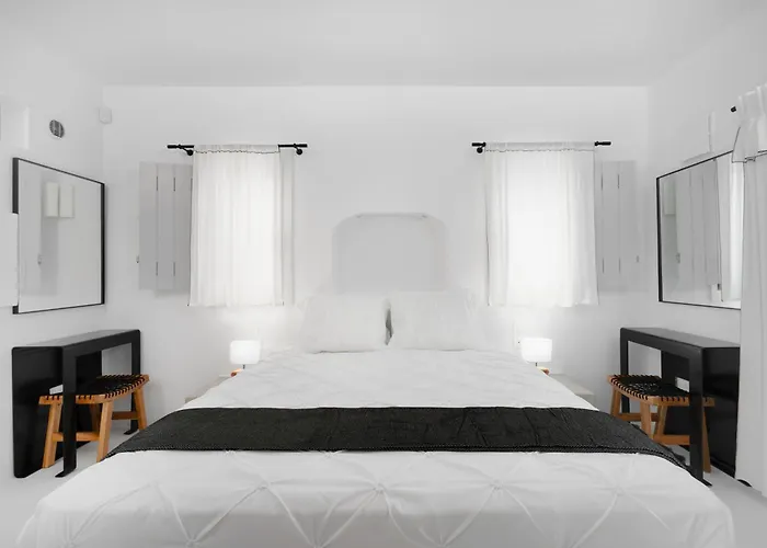 Blue Rock Vila Piso Livadi